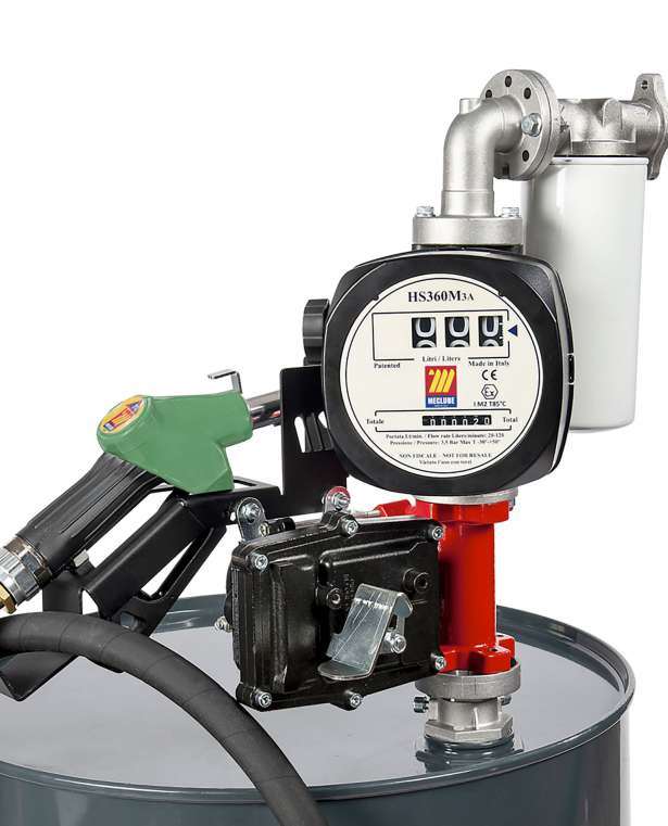Bensiinin siirtoyksikkö tynnyriin 230/50 verkkovirta 50L/min Automaattipistooli mittarilla veden erottimella F1 - F1
